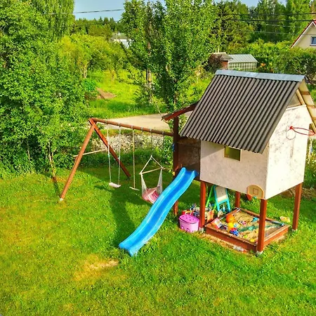 木屋 Maamaja Puhkuseks *